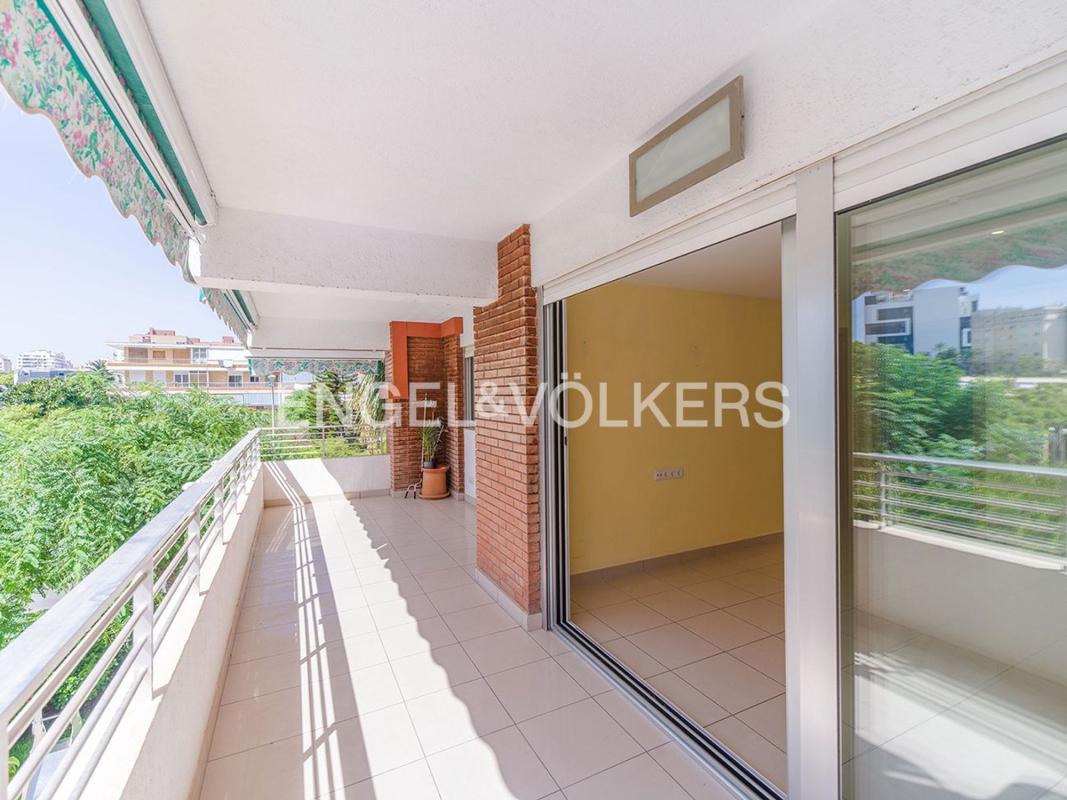 Venta de piso en Piso en Avenida San Sebastián, 8, Playa de San Juan, Alicante / Alacant, Alicante / Alacant
photo 2
