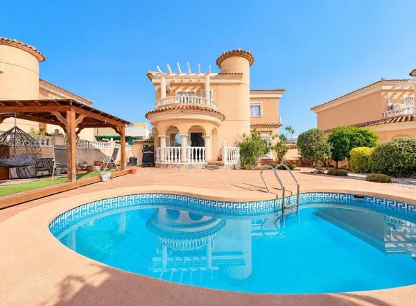 Casa o chalet independiente en La Marina, Elche / Elx photo 1