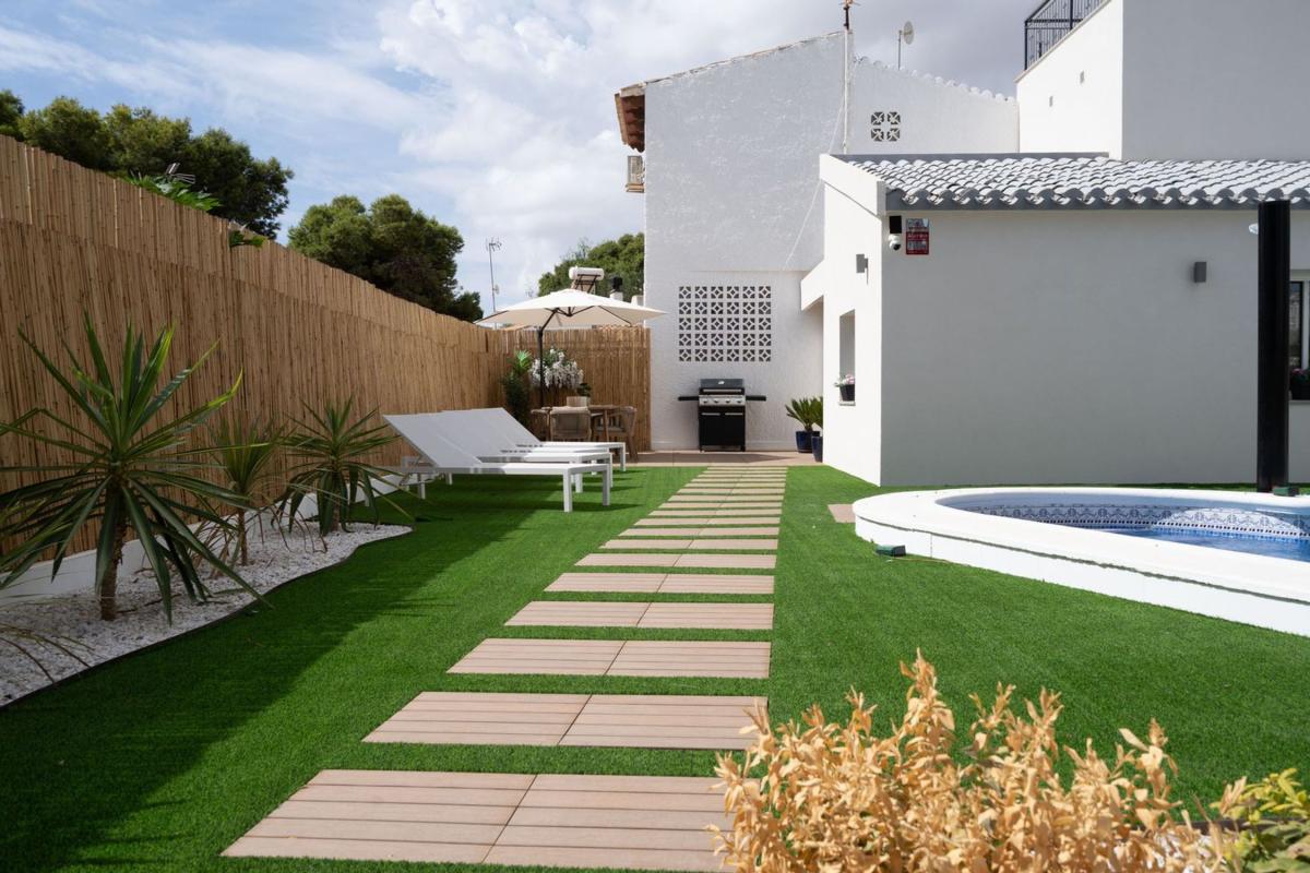 Propiedades en venta y alquiler en España photo 2