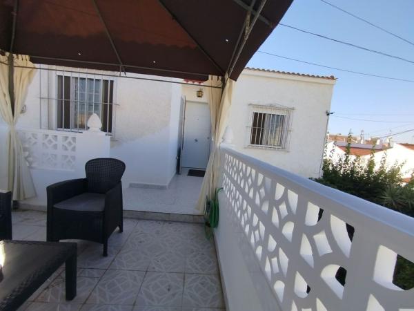Venta de piso en Piso en Calle Diego Puerta, La Siesta - El Salado - Torreta, Torrevieja, Torrevieja
photo 1