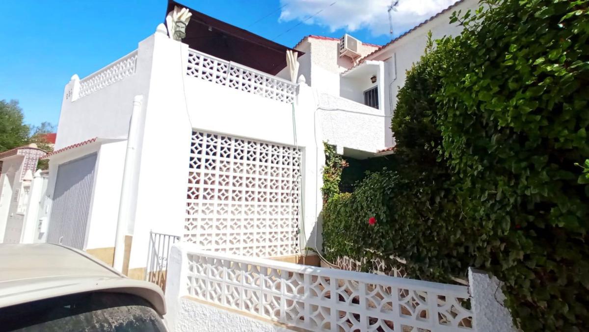 Sale of apartment in Piso en Calle Diego Puerta, La Siesta - El Salado - Torreta, Torrevieja, Torrevieja
photo 4