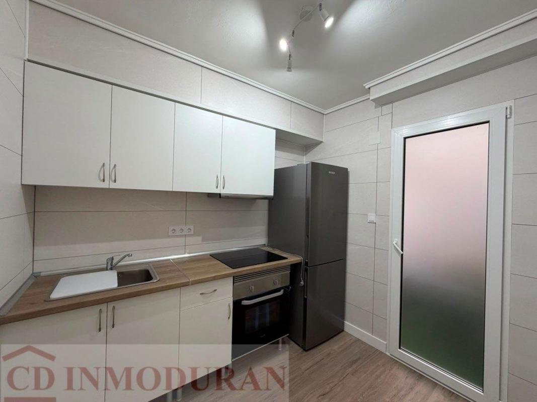 Продажа квартиры на Piso en Calle Don José Ramos, Centro, Elche / Elx, Эльче / Эльх
photo 3