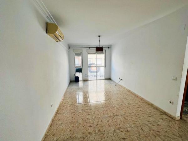 Sale of flat in Piso en La Florida, Alicante / Alacant, Alicante
thumbnail 3