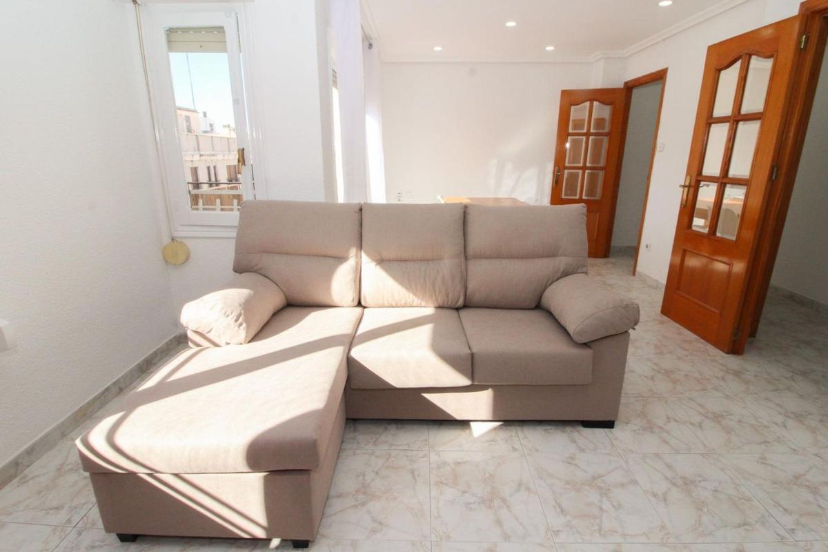 Sale of apartment in Piso en Pont Nou-Corazón de Jesús, Elche / Elx, Elche / Elx
photo 1