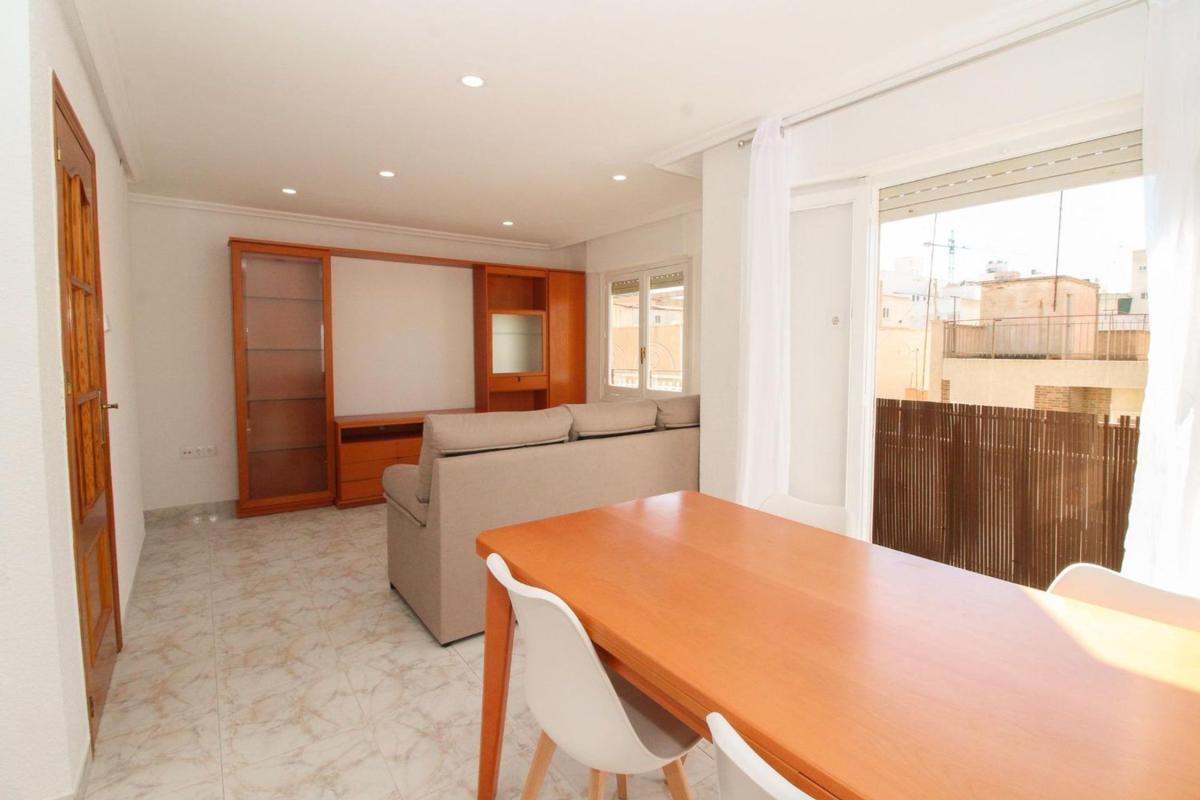 Sale of apartment in Piso en Pont Nou-Corazón de Jesús, Elche / Elx, Elche / Elx
photo 3