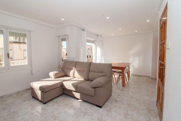 Sale of flat in Piso en Pont Nou-Corazón de Jesús, Elche / Elx, Elche / Elx
 photo 4