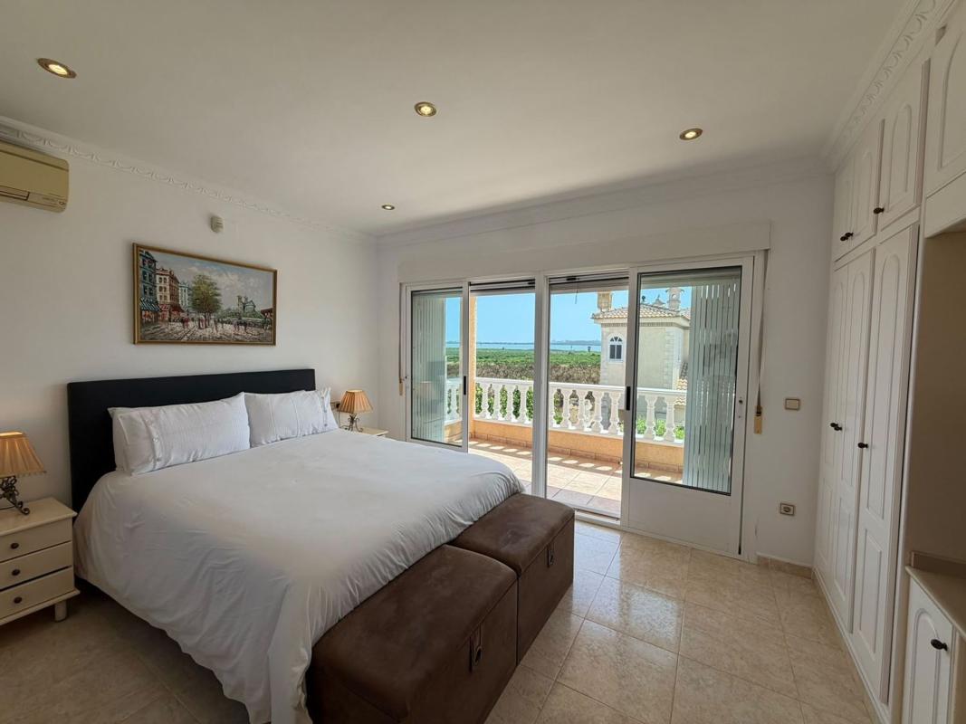 Properties for sale and rent in Spain photo 1