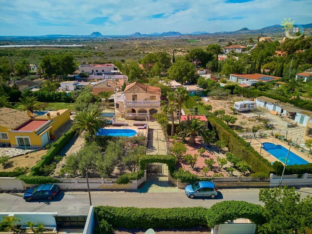 Propiedades en venta y alquiler en España photo 2