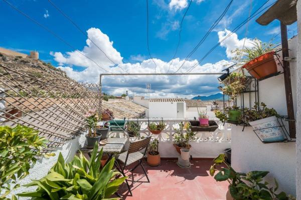 Casa o chalet independiente en Calle Biar, Castalla photo 1