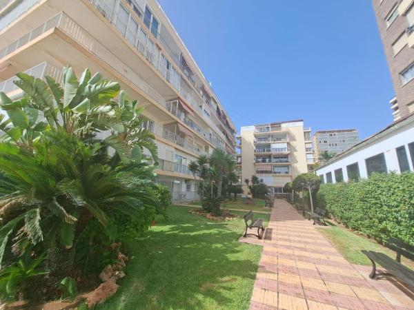 Продажа квартиры на Piso en Playa de Levante, Benidorm, Бенидорм
thumbnail 3