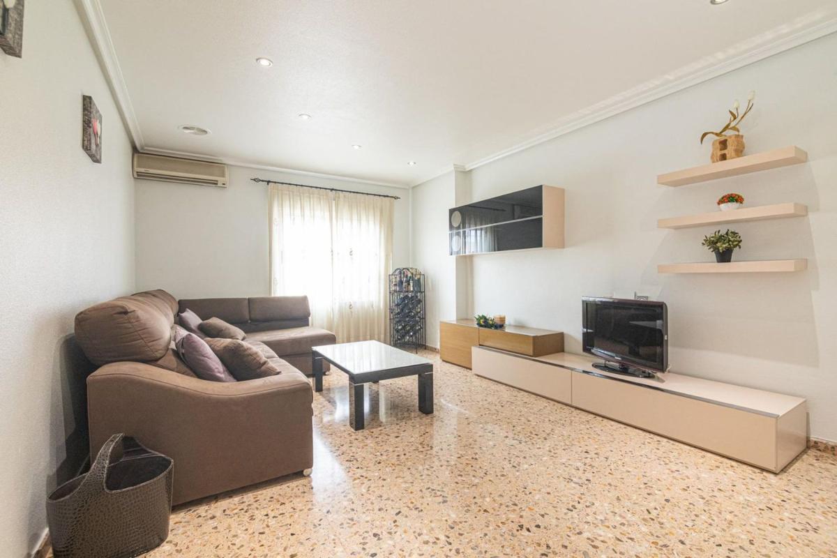 Продажа квартиры на Piso en Calle Pablo Surra de Garay, 25, Carrús Oeste, Elche / Elx, Эльче / Эльх
photo 1