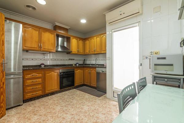 Продажа квартиры на Piso en Calle Pablo Surra de Garay, 25, Carrús Oeste, Elche / Elx, Эльче / Эльх
 photo 4