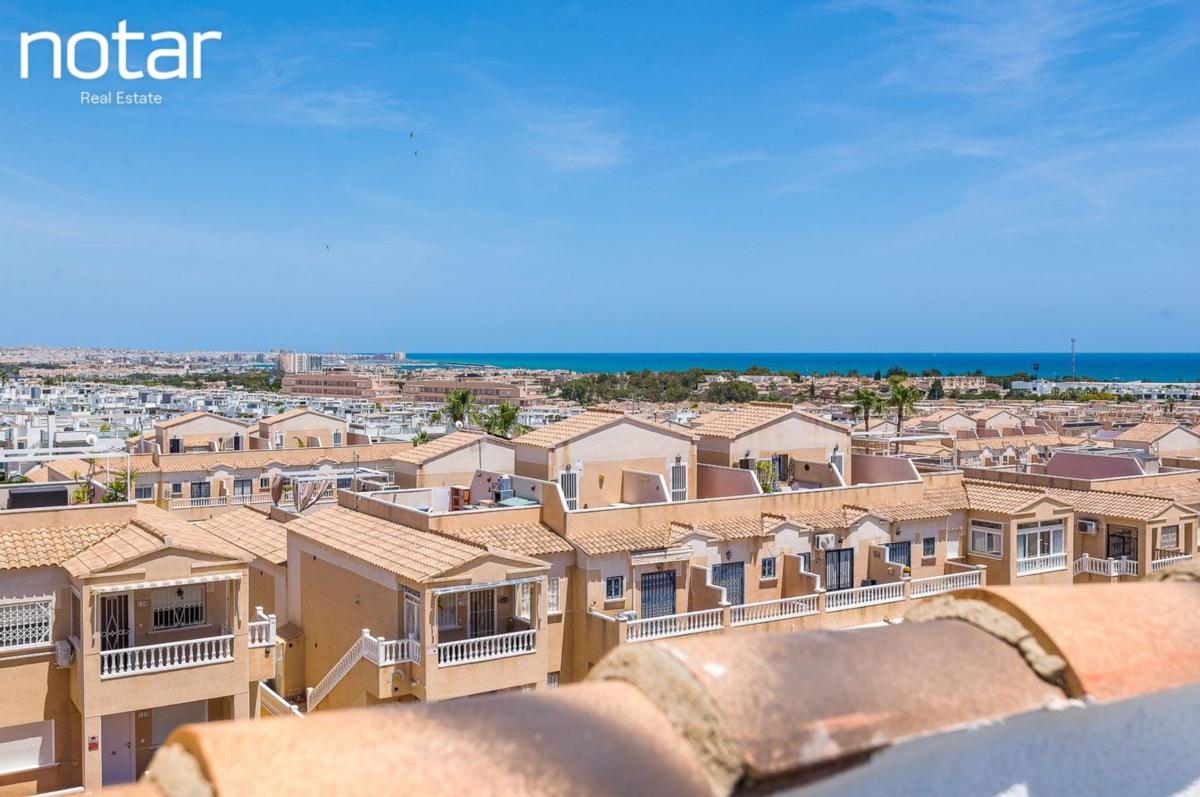 Sale of apartment in Piso en Calle Abdelacies, Los Balcones y los Altos, Orihuela, Orihuela
 photo 4