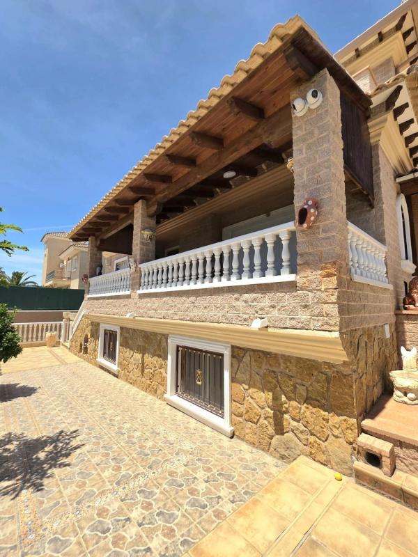 Propiedades en venta y alquiler en España photo 5
