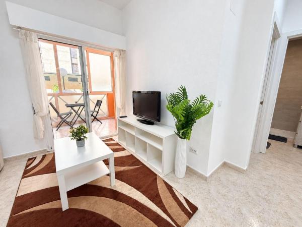 Venta de piso en Piso en Calle San Luis, 21, Parque de las Naciones, Torrevieja, Torrevieja
thumbnail 2