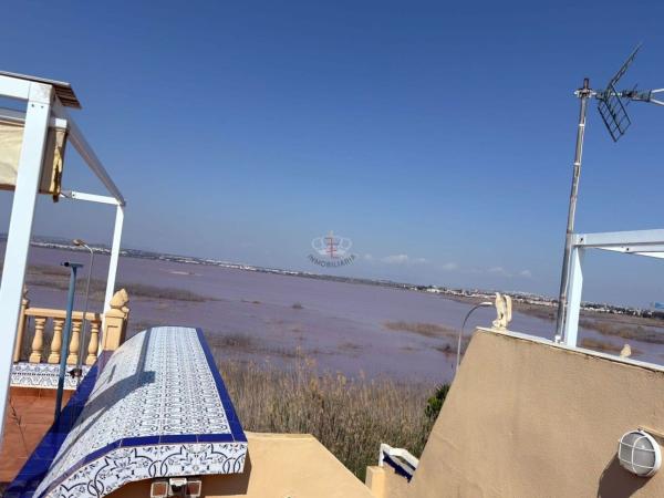 Chalet pareado en Calle José Mari Manzanares, 4, La Siesta - El Salado - Torreta, Torrevieja thumbnail 2