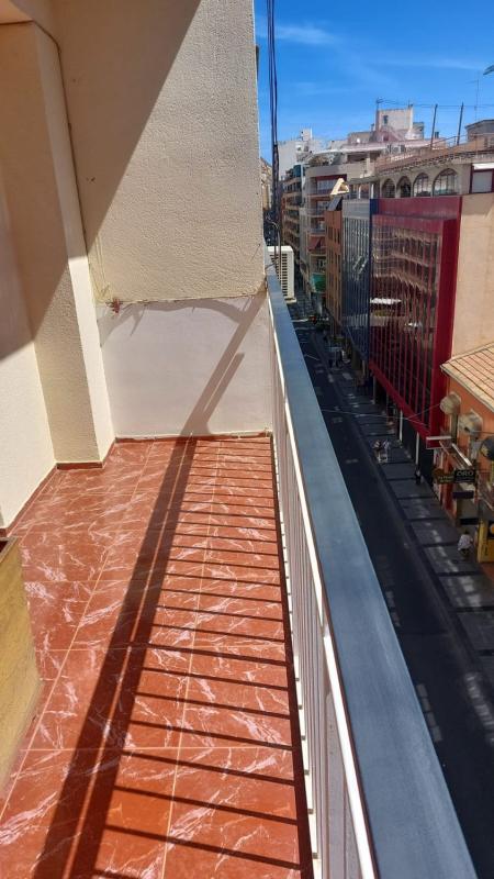 Sprzedaż mieszkania w Piso en Calle Reis Catòlics, Ensanche-Diputación, Alicante / Alacant, Alicante / Alacant
photo 5