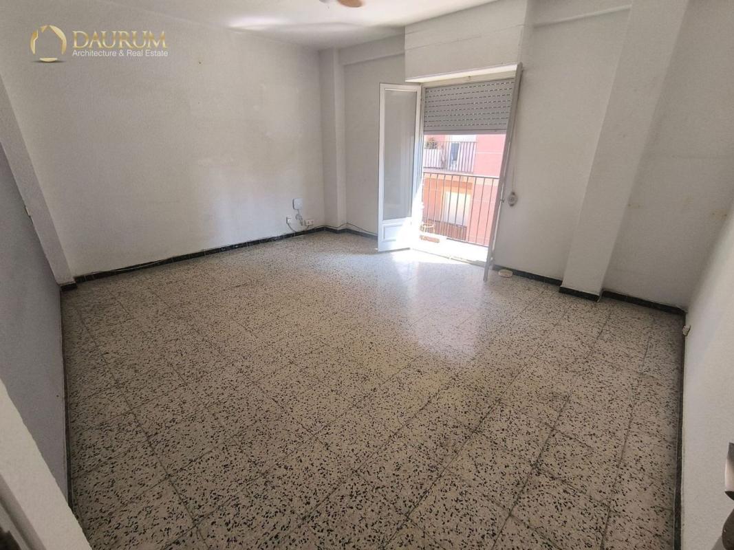 Sale of apartment in Piso en Calle De La Mare De Déu De l'Assumpció, Carrús Oeste, Elche / Elx, Elche / Elx
 photo 2