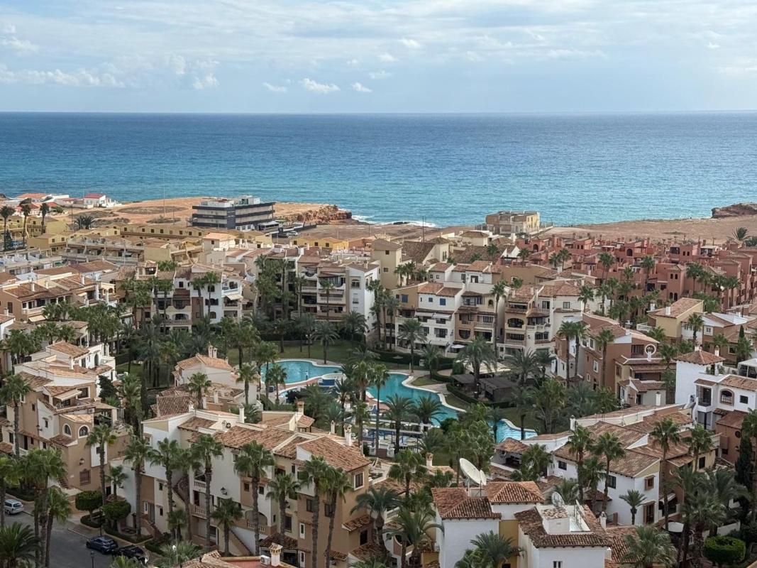 Venta de piso en Piso en Playa de los Locos, Torrevieja, Torrevieja
photo 1