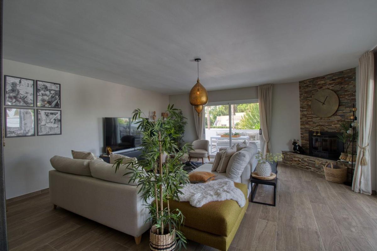 Sale of independent chalet in Casa o chalet en L'Albir, Alfaz del Pi, Alfaz del Pi
photo 2