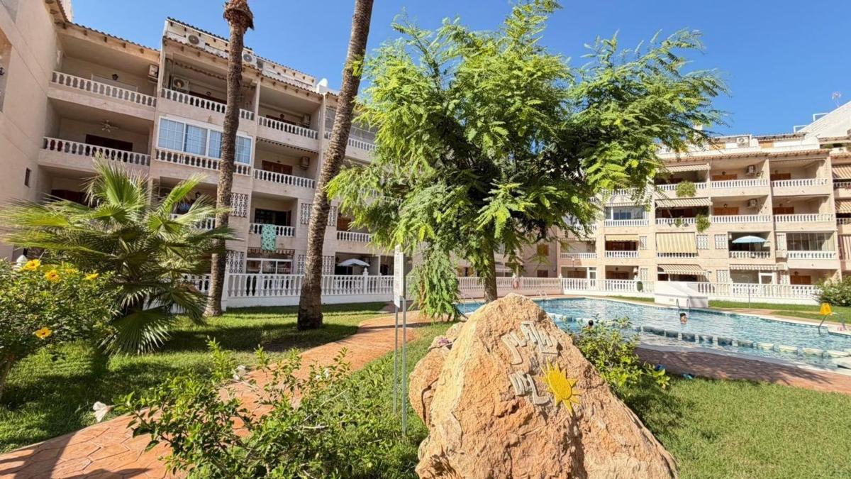 Продажа квартиры на Piso en Playa de los Locos, Torrevieja, Торревьеха
photo 1