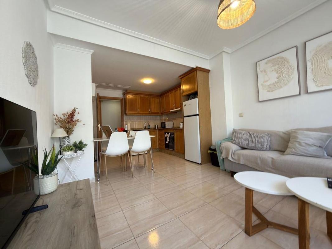 Venta de piso en Piso en Avenida Habaneras - Curva de Palangre, Torrevieja, Torrevieja
photo 3