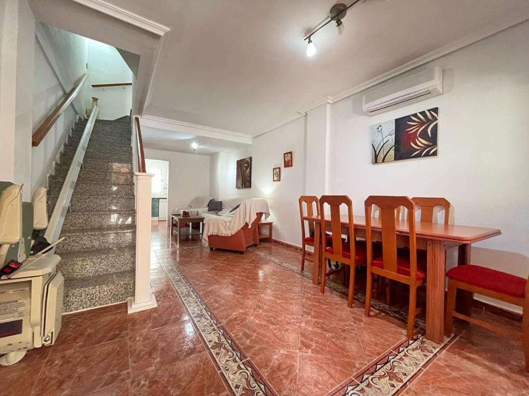 Properties for sale and rent in Spain photo 3