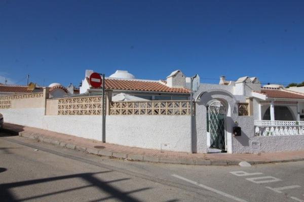 Chalet pareado en Calle Espronceda, Las Filipinas, Orihuela photo 1