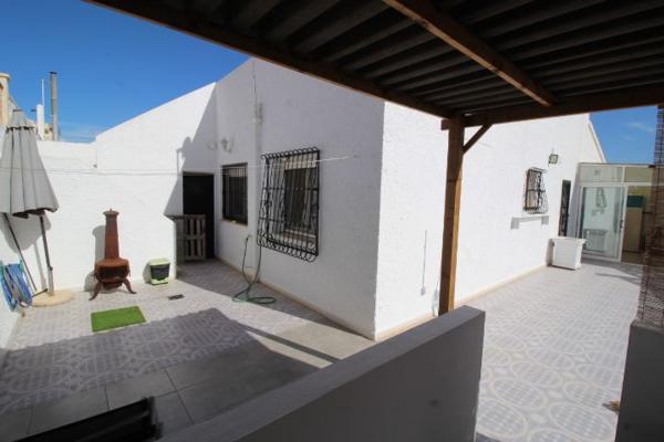 Chalet pareado en Calle Espronceda, Las Filipinas, Orihuela photo 4