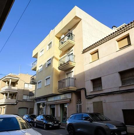 Sale of flat in Piso en Plaza el Molí, Pinoso, Pinoso
photo 1