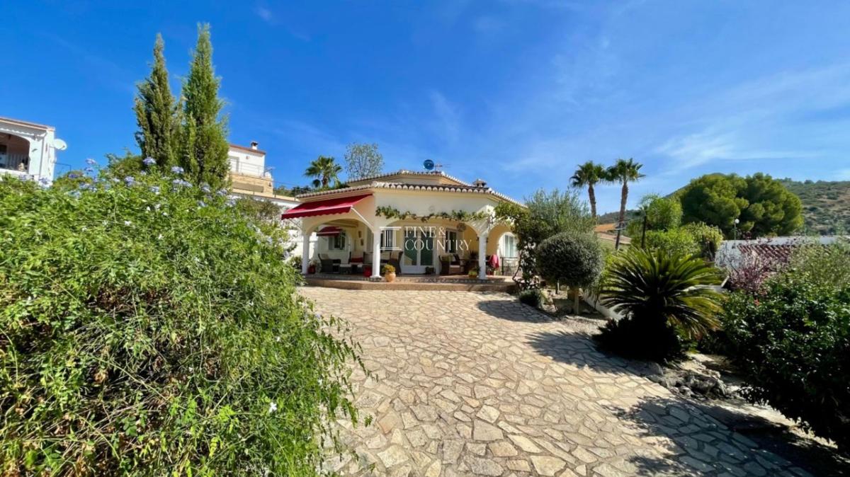 Propiedades en venta y alquiler en España photo 2