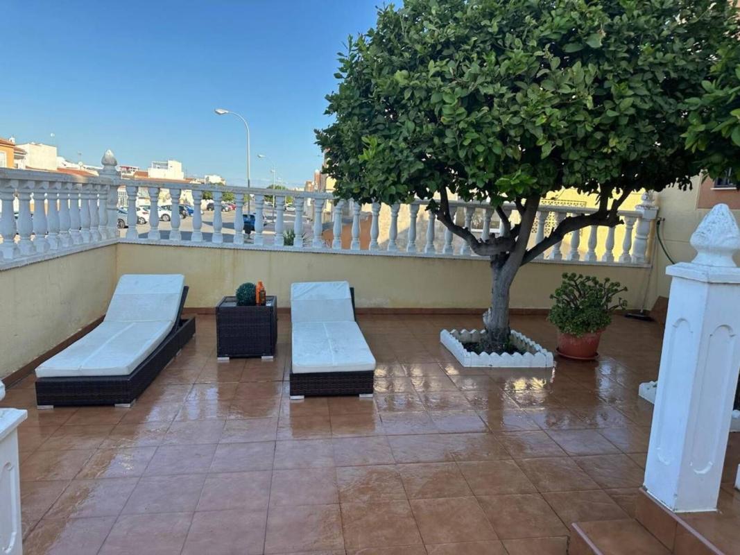 Propiedades en venta y alquiler en España photo 5