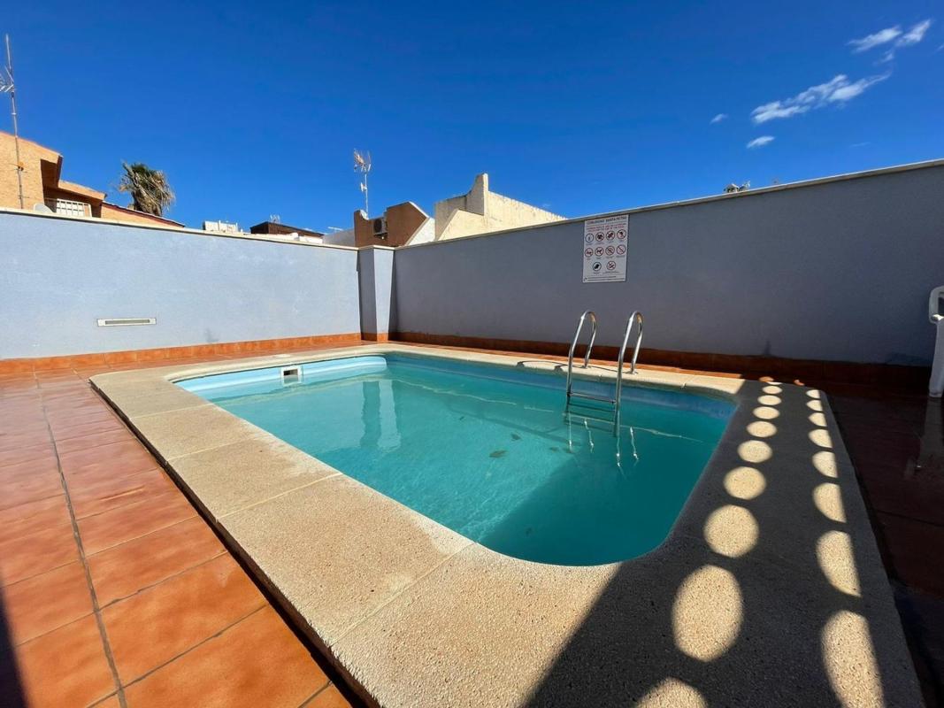 Продажа квартиры на Piso en Calle Santa Petra, Nueva Torrevieja, Torrevieja, Торревьеха
 photo 2