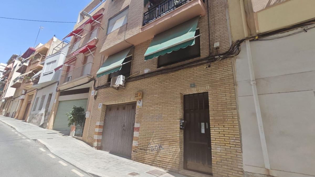 Properties for sale and rent in Spain photo 2