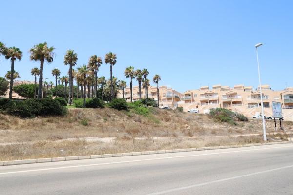 Terreno en Calle Huelva, Cabo Cervera, Torrevieja photo 3