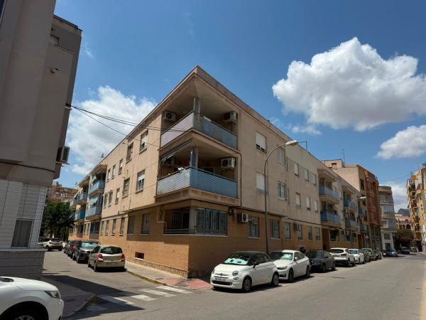 Venta de piso en Piso en Calle Overia, Orihuela Ciudad, Orihuela, Orihuela
photo 1