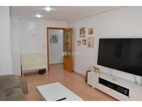 Продажа квартиры на Piso en Calle José Navarro Orts, Carrús Oeste, Elche / Elx, Эльче / Эльх
 photo 1