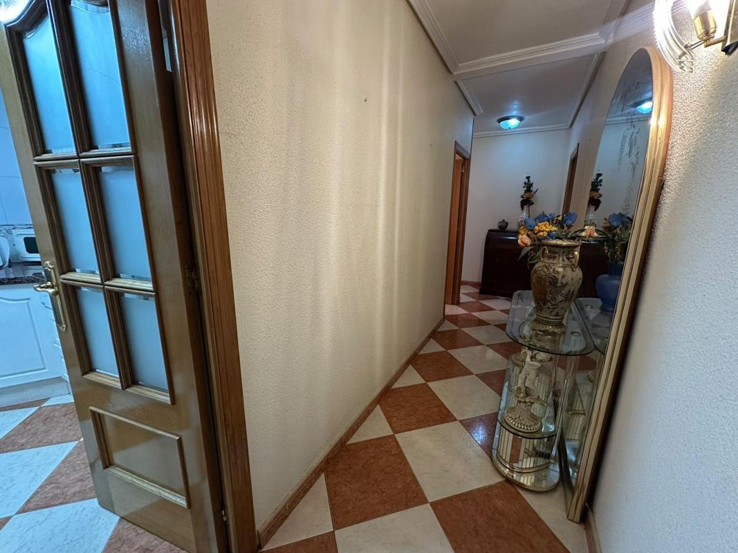 Продажа квартиры на Piso en Caballero Rodas, 16, Centro - Muelle Pesquero, Torrevieja, Торревьеха
photo 4