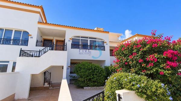 Venta de piso en Piso en Desamparados-Hurchillo-Torremendo, Orihuela, Orihuela
photo 1