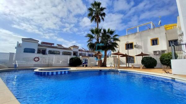 Venta de piso en Piso en Desamparados-Hurchillo-Torremendo, Orihuela, Orihuela
 photo 4