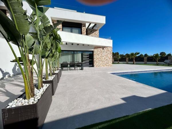 Частный шале на продаже в Casa o chalet en Balcón de Finestrat-Terra Marina, Finestrat, Финестрат thumbnail 3