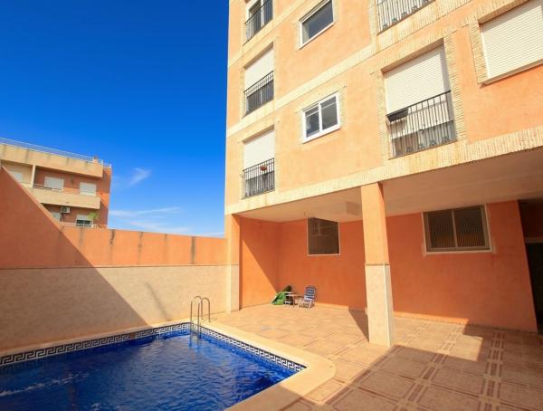 Venta de piso en Piso en Calle Gastón Castelló, Dolores, Dolores
 photo 1