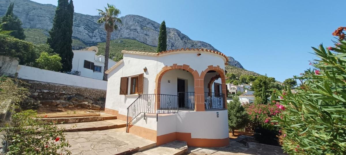 Продажа отдельного шале в Casa o chalet en El Montgó, Denia, Дения photo 4