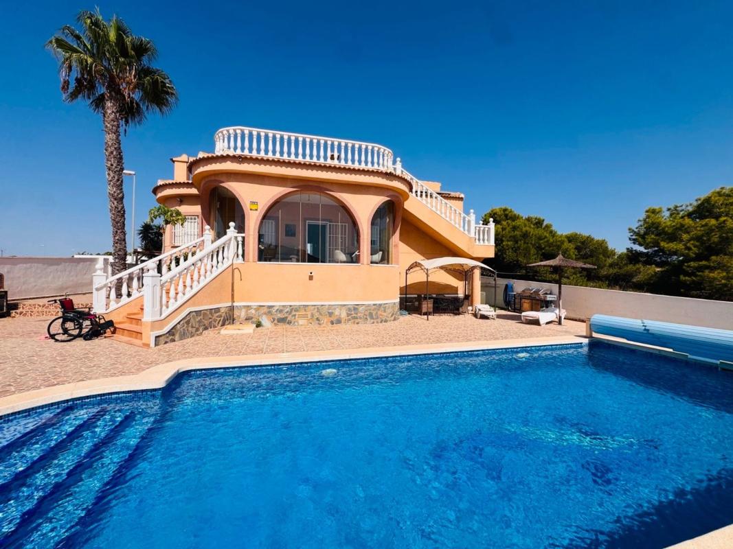 Properties for sale and rent in Spain photo 1