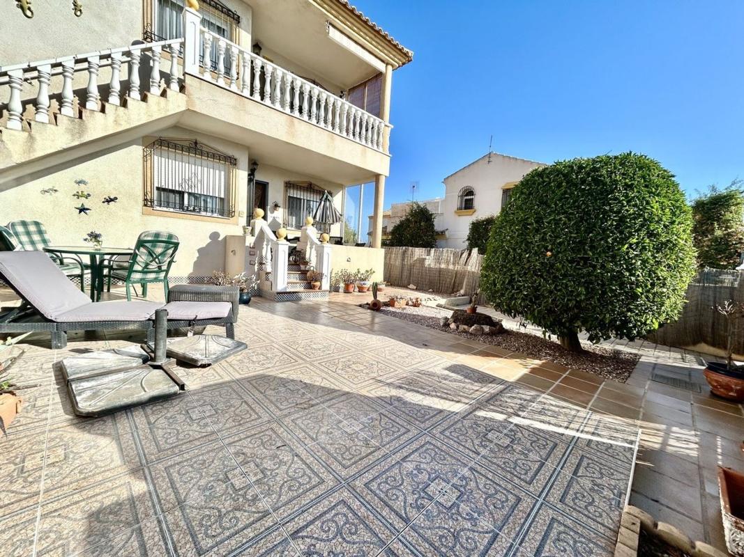 Sprzedaż mieszkania w Piso en Cabo Roig, Orihuela, Orihuela
photo 2