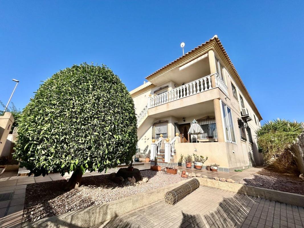 Sprzedaż mieszkania w Piso en Cabo Roig, Orihuela, Orihuela
photo 3