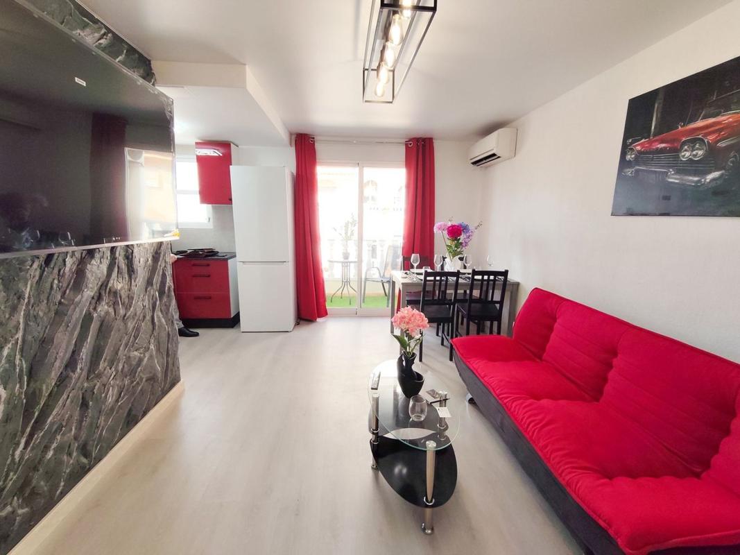Sale of apartment in Piso en Parque de las Naciones, Torrevieja, Torrevieja
photo 1