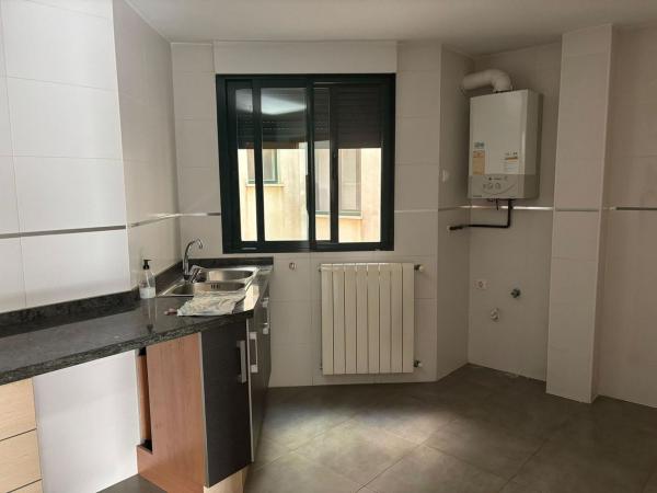 Продажа квартиры на Piso en Barri Eixample, Alcoy / Alcoi, Алкой
thumbnail 2