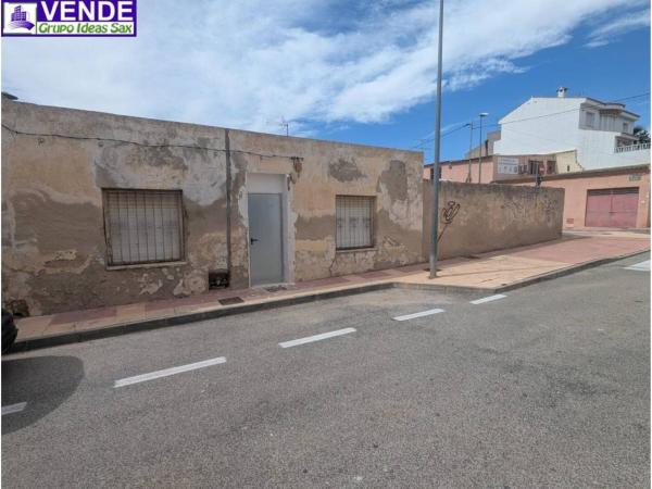 Chalet adosado en Calle Gracián, Sax photo 1