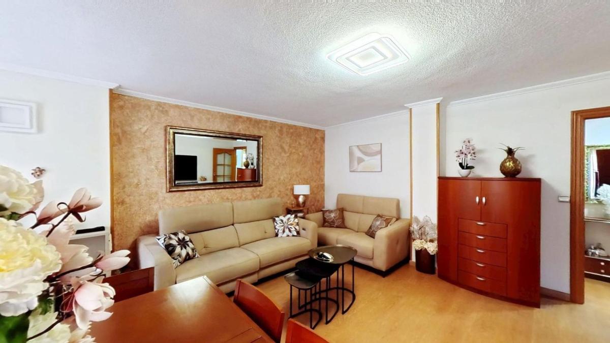 Venta de piso en Piso en Calle Lleida, Carolinas Altas, Alicante / Alacant, Alicante / Alacant
 photo 4